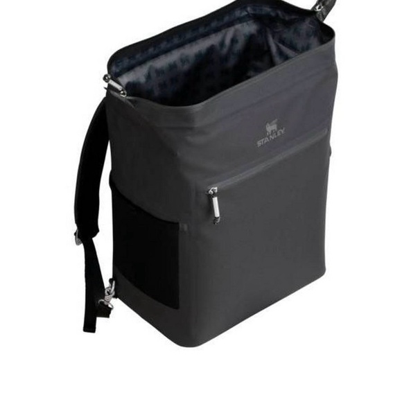 Stanley All Day Madeleine Midi Backpack CoolerJet Black: Beverage Capacity 14.8L - Picture 5 of 5